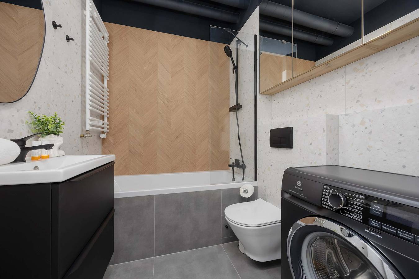 Monolocale intero, Family Studio in Praga | Balcony and Smart Tv in Varsavia, Masowien