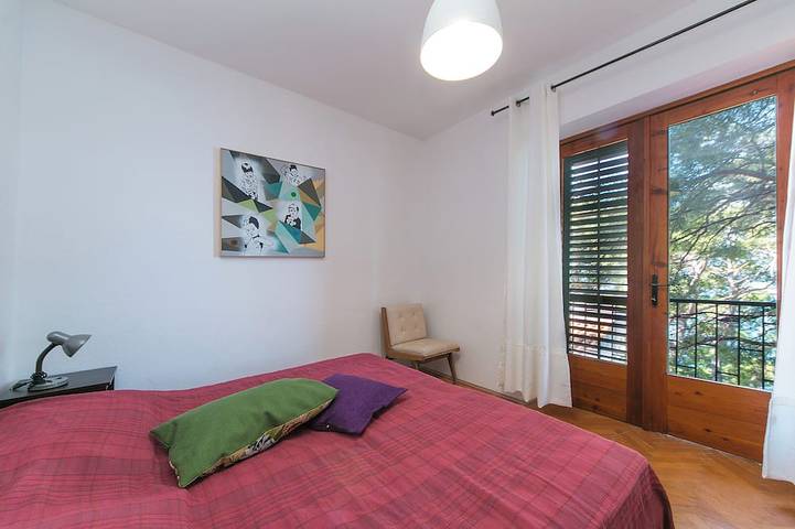 Ganze Wohnung, 2-Zi. Apartment mit Balkon und Meerblick in Brela, Makarska Riviera