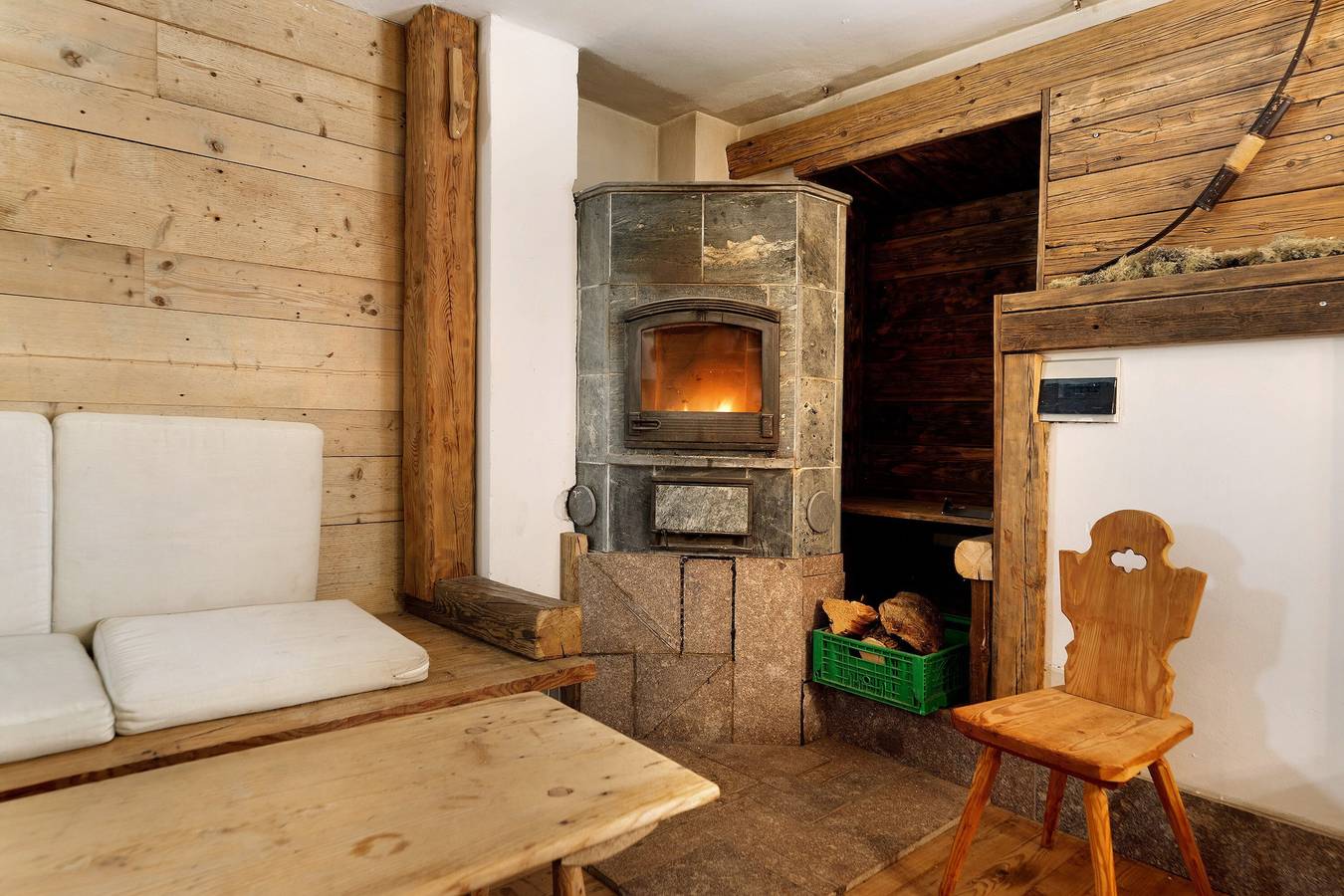 Chalet „Baita Dal Bigolaro“ mit Bergblick, privatem Garten und Balkon in Compet, Levico Terme