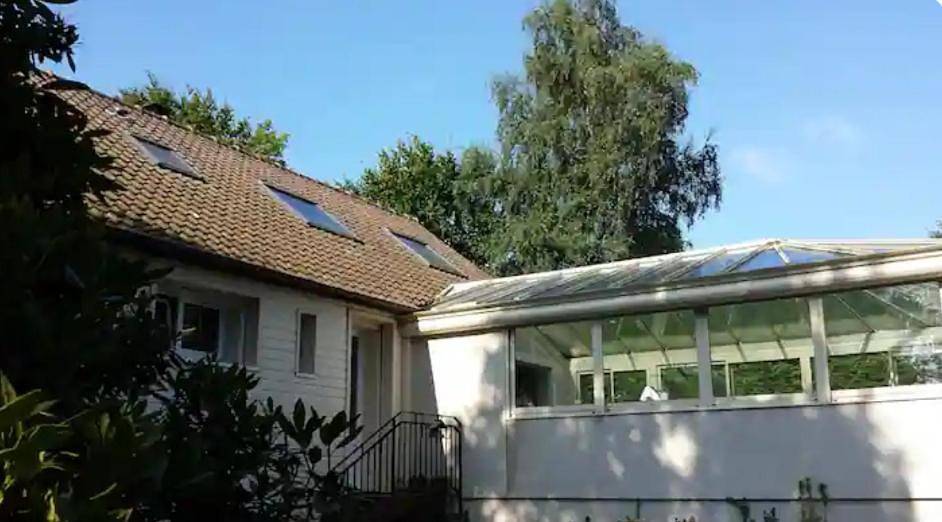 Grande maison sur parc arboré in Sainte-Croix-sur-Aizier, Région de Bernay