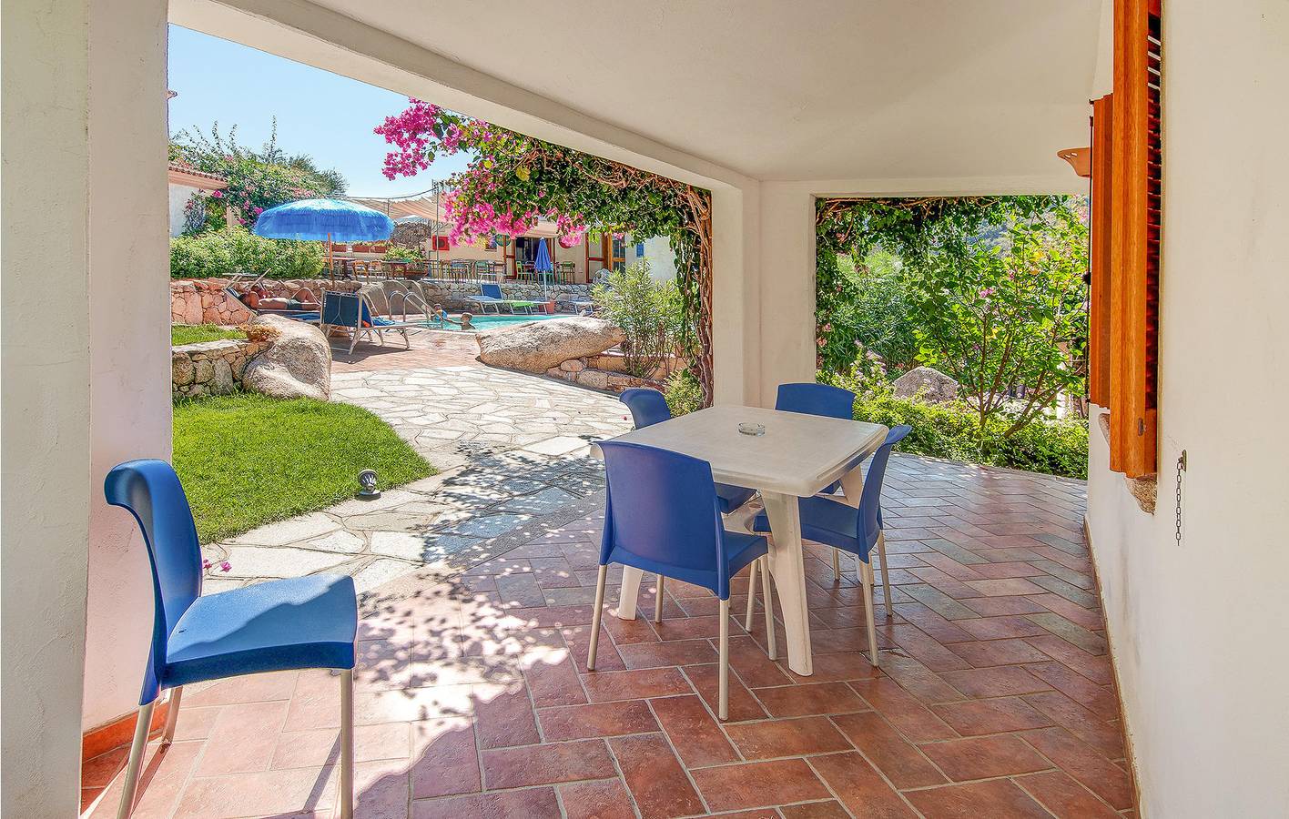 Appartamento intero, Appartamento al piano superiore di Budoni: AC, Cucina, 4 posti letto. in Tanaunella, Olbia-Tempio