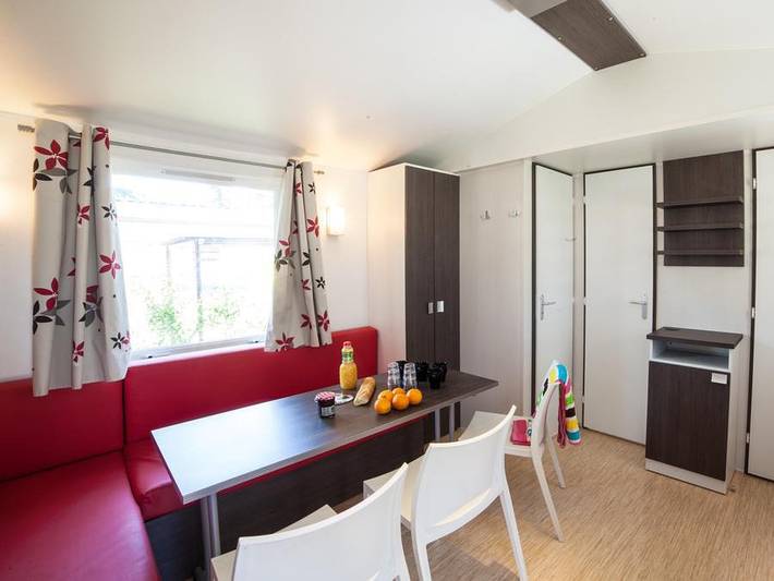 Mobil home pour 6 personnes, avec bassin pour enfant à Lunel - 4