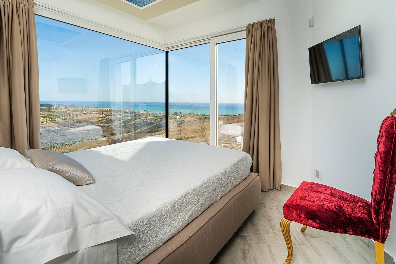 Villa Domizia in Montallegro, Agrigento Province