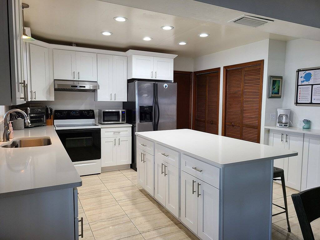 Familienhaus am See mit privatem Sandstrand und herrlichem Sonnenuntergang in Marion County (FL)