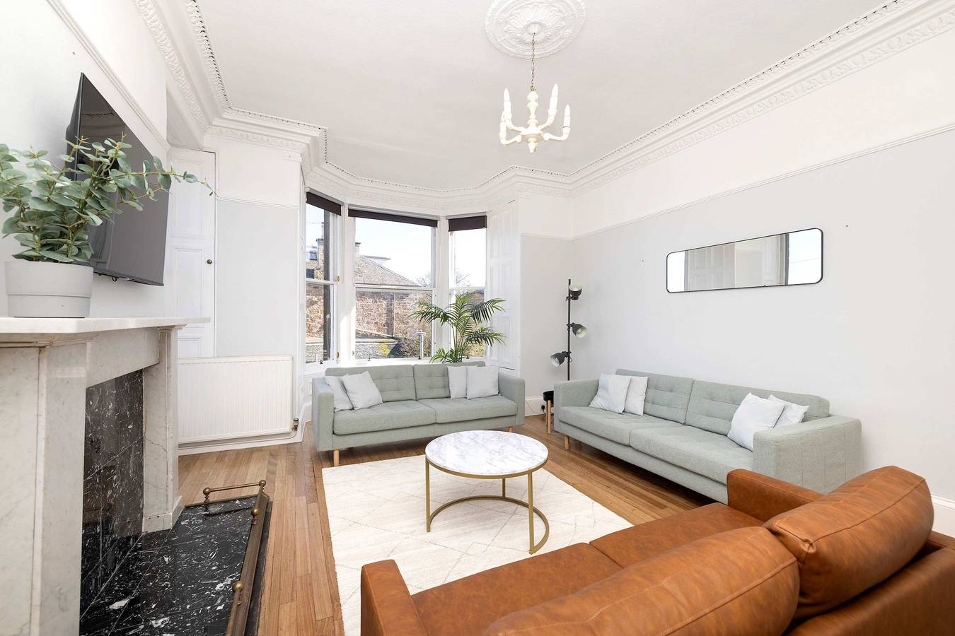 Detached House with Sea Views & Parking in North Berwick, Edinburgh and Lothian
