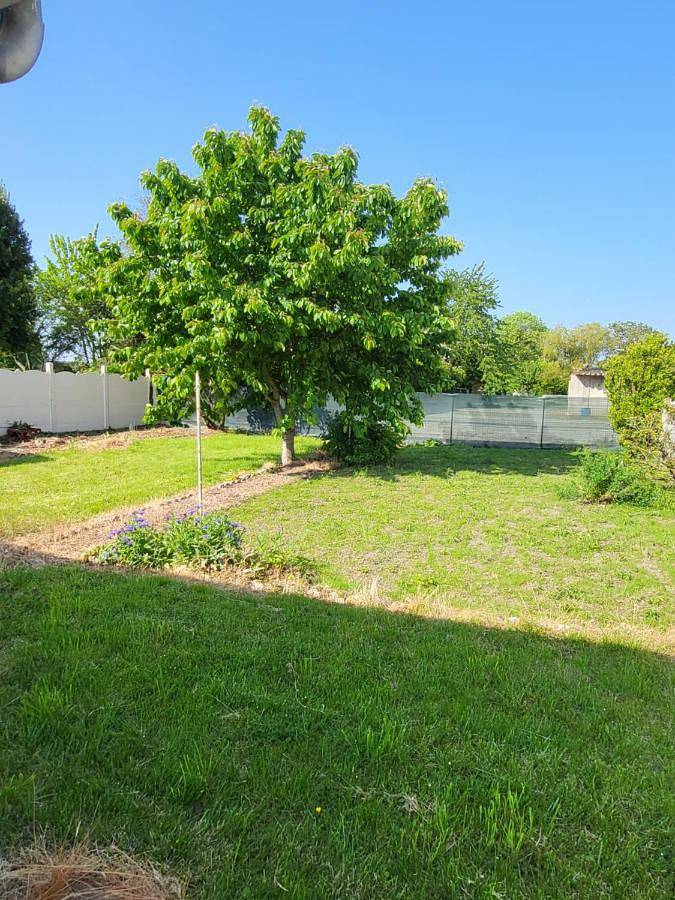 Location de vacances pour 6 personnes, avec terrasse dans Dompierre-Becquincourt - 4