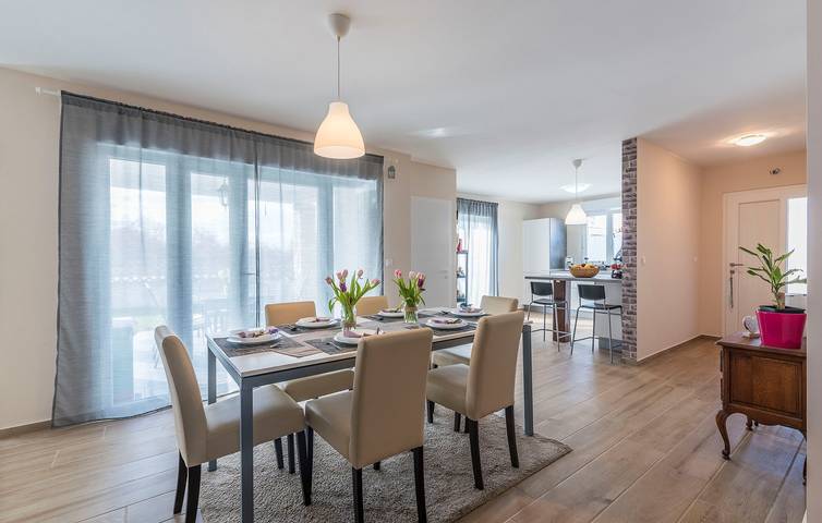 Ferienhaus für 6 Personen, mit Balkon/Terrasse und Garten sowie Pool in Nova Vas - 4