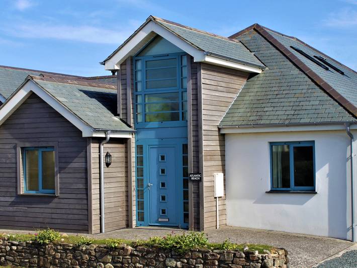 Holiday rental for 10 people in Widemouth Bay