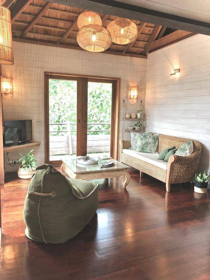 Location de vacances pour 4 personnes, avec jardin et terrasse ainsi que piscine et jacuzzi dans Ha'apiti - 2