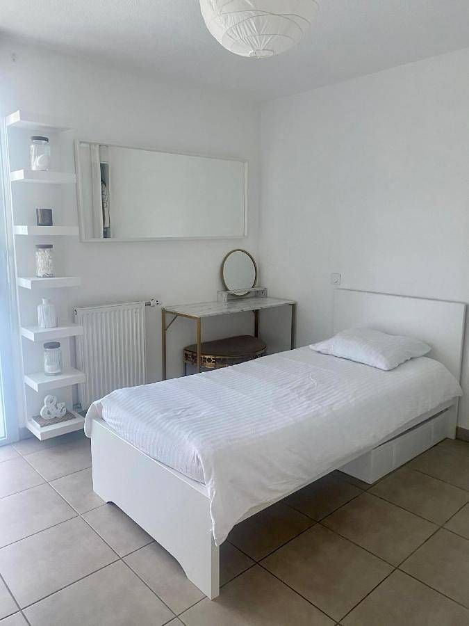 Gîte pour 3 personnes, avec balcon à Tournefeuille - 3