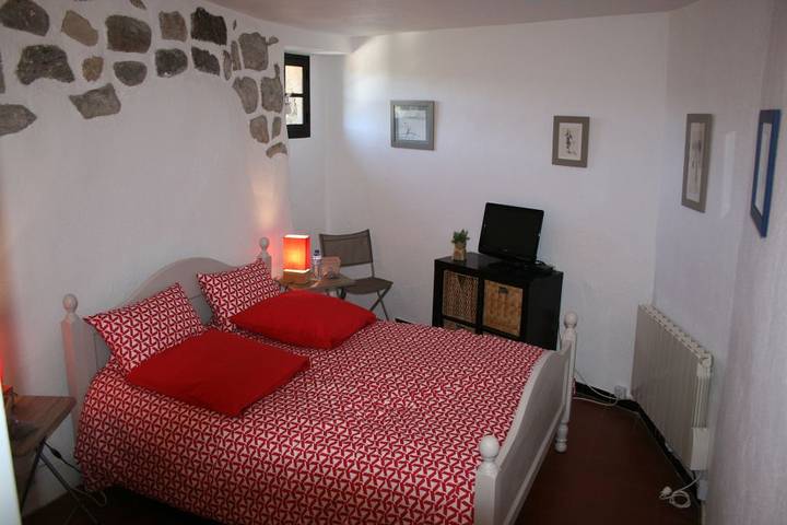 Chambre d’hôte pour 2 personnes, avec jardin dans le Var - 4