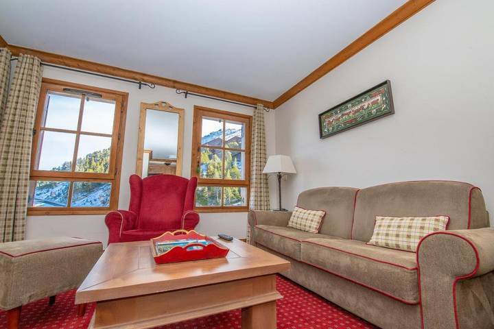 Gîte pour 4 personnes, avec jardin et sauna ainsi que jacuzzi et piscine dans Arc 1950 - 2