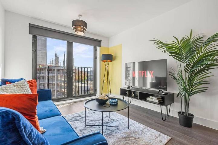 Glamping for 7 people in Liverpool