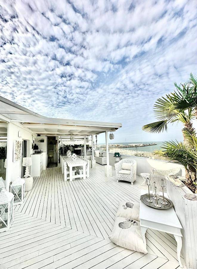 Ferienwohnung für 6 Personen, mit Ausblick und Balkon - 1