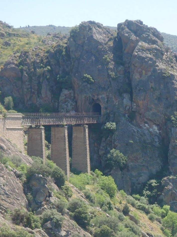 Casa rural para 5 personas, con balcón y vistas en El Abadengo - 3