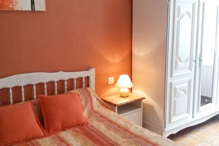 Location de vacances pour 6 personnes, avec Terrasse et Jardin à Laz - 4