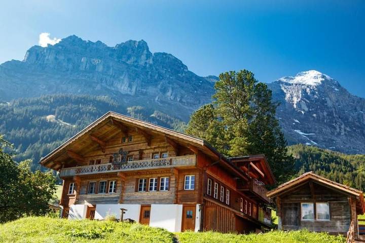 Chalet for 7 people, with garden and balcony in Grindelwald