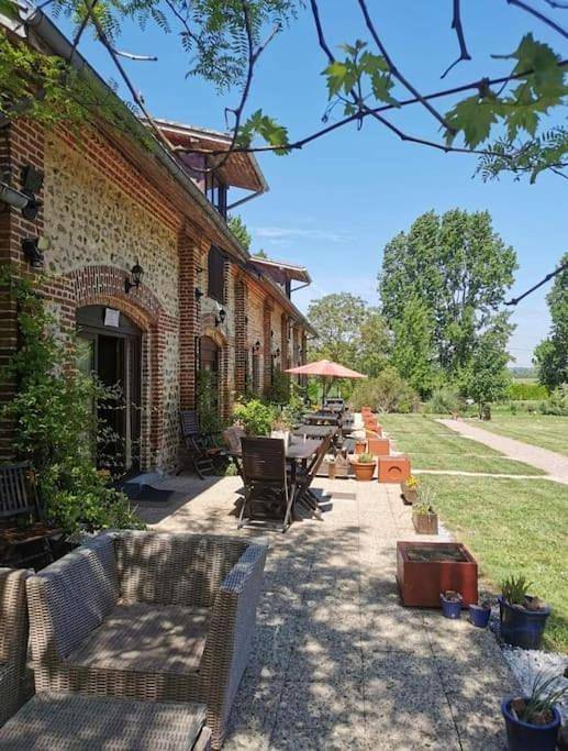 Location de vacances pour 4 personnes, avec terrasse et jardin à Berville-sur-Mer - 2