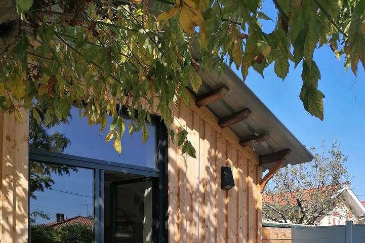 Chambre d’hôte pour 4 personnes, avec Jardin à Ambarès-et-Lagrave