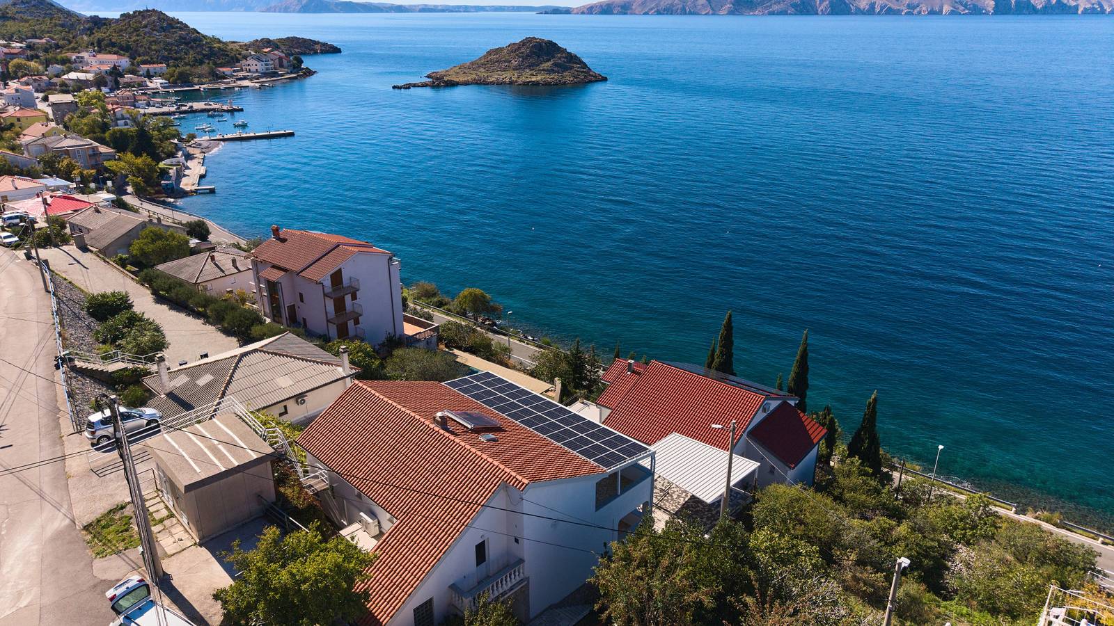 Hel lejlighed, Apartment Mediera sea view 3 by Villas Guide in Sveti Juraj, Velebit Nature Park