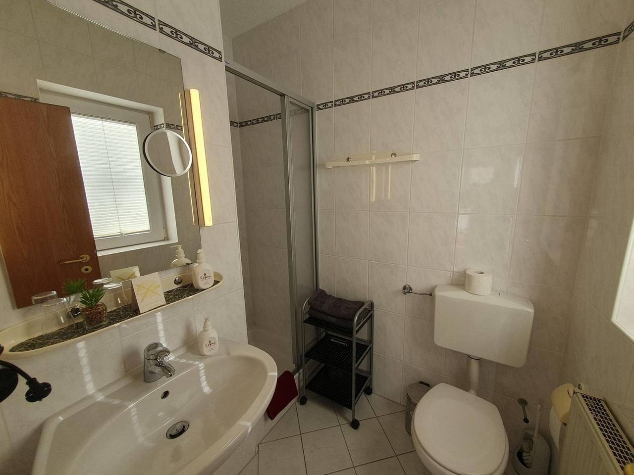 Ganze Ferienwohnung, 17 Apartments und 2 Suiten in Zwingenberg, Bergstraße