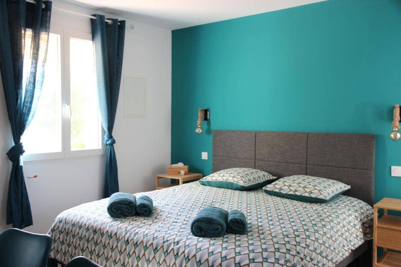 Maison d'hote villa monique in Cuges-les-Pins, Région de Marseille