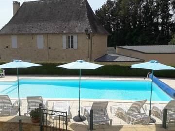 Location de vacances pour 6 personnes, avec piscine ainsi que terrasse et jardin à Saint-Vincent-le-Paluel
