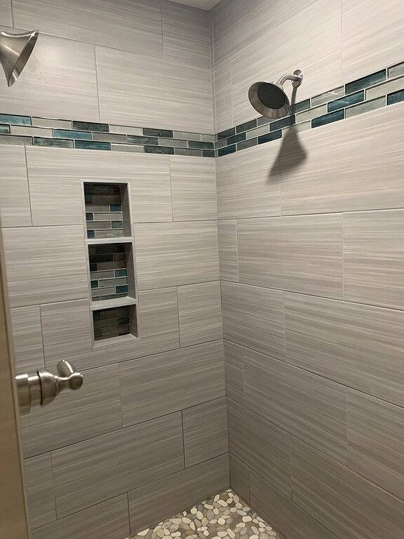 3 King Schlafzimmer, jedes mit eigenem Bad .. Großes Deck in Eureka Springs, Carroll County (AR)