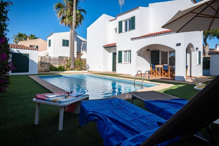 Ferienhaus 'Relax En Tranquila' mit privatem Pool, Wlan und Klimaanlage in Cala Blanes, Ciutadella