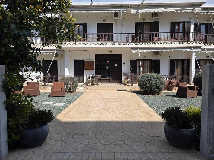 Apartmenthotel für 4 Personen, mit Garten und Ausblick - 1