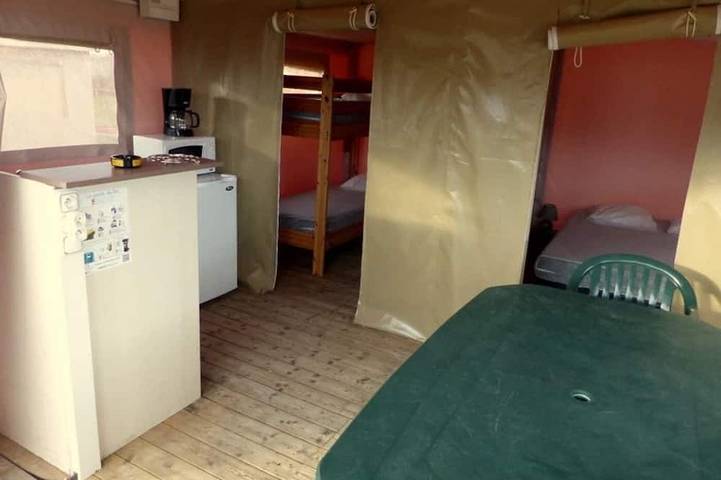 Mobil home pour 4 personnes à Verteillac