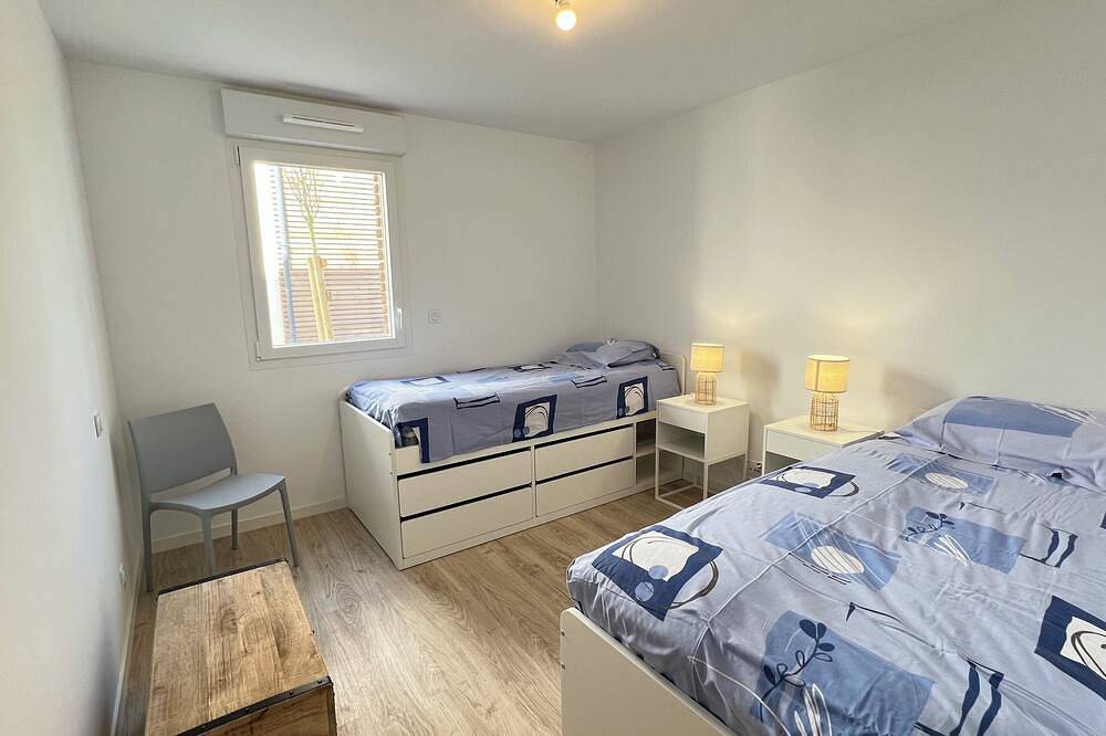 Appartement entier, Appartement neuf pour  4 personnes à 300m de la belle plage du Trez Hir. in Plougonvelin, Région de Brest