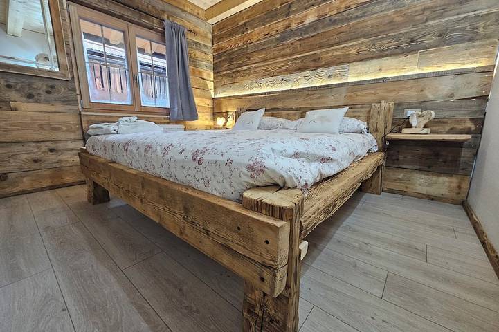 Chalet between Cortina d'Ampezzo and the Marmolada, Tabià Falesia in Rocca Pietore, Dolomiti Superski