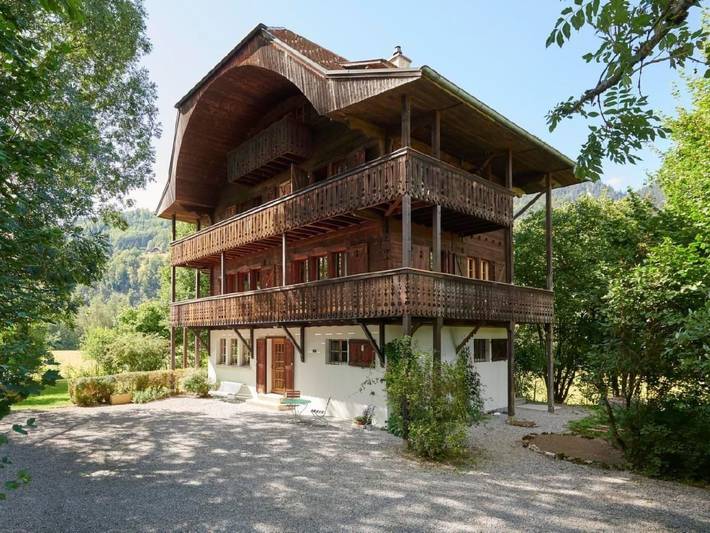 Ferienhaus für 5 Personen, mit Balkon und Garten sowie Ausblick in Kanton Freiburg