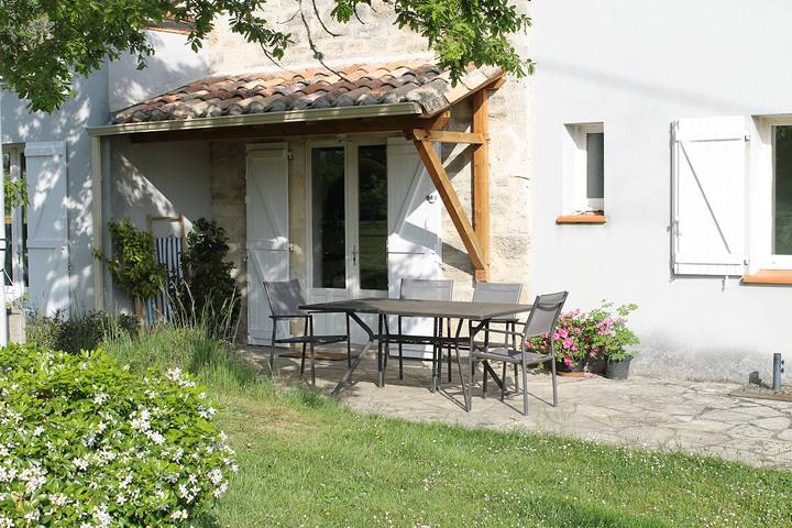 Gîte pour 6 personnes, avec jardin et terrasse dans Parc Naturel Régional des Causses du Quercy - 4
