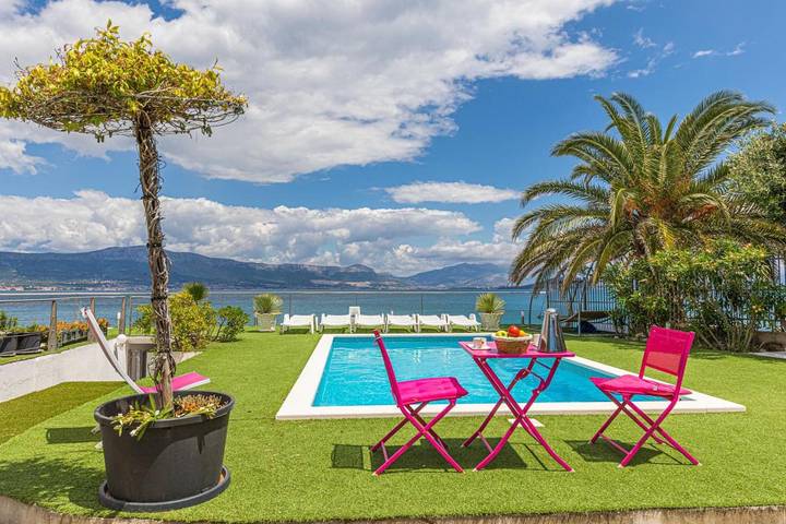 Villa pour 10 personnes, avec piscine et vue sur le lac ainsi que vue et jardin à Slatine - 4