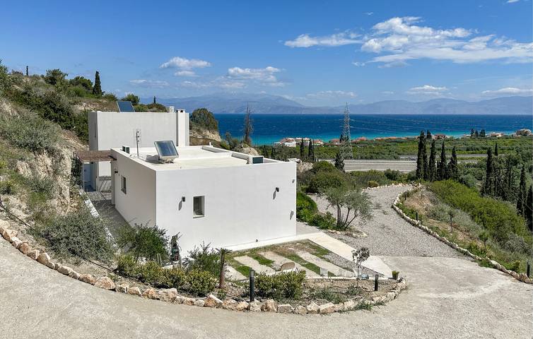 Ferienhaus für 4 Personen, mit Terrasse und Pool sowie Garten - 1