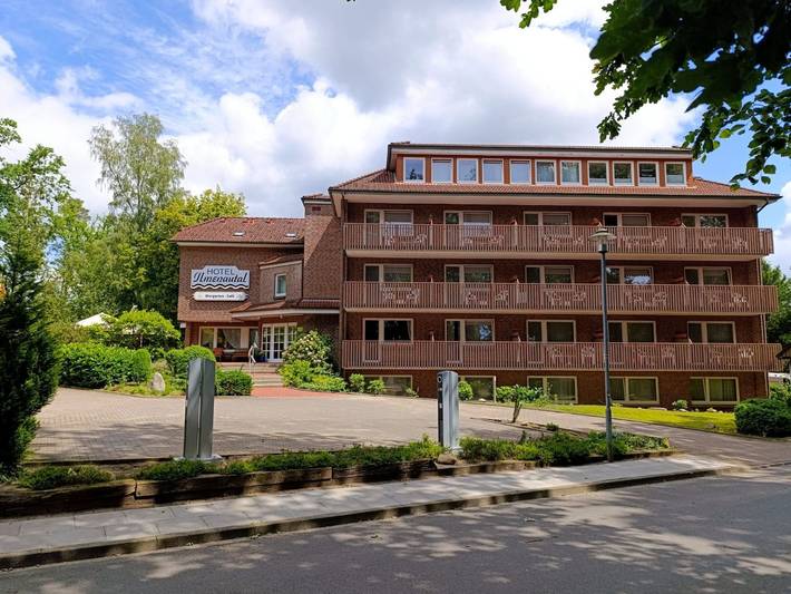 Hotel für 3 Personen, mit Garten und Balkon, kinderfreundlich in Bad Bevensen - 2