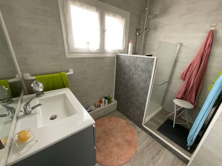 Ferienhaus in Pradines mit privatem, renoviertem Garten in Pradines, Quercy