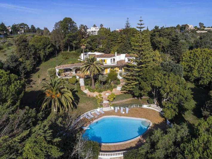 Villa para 10 pessoas, com piscina em Luz
