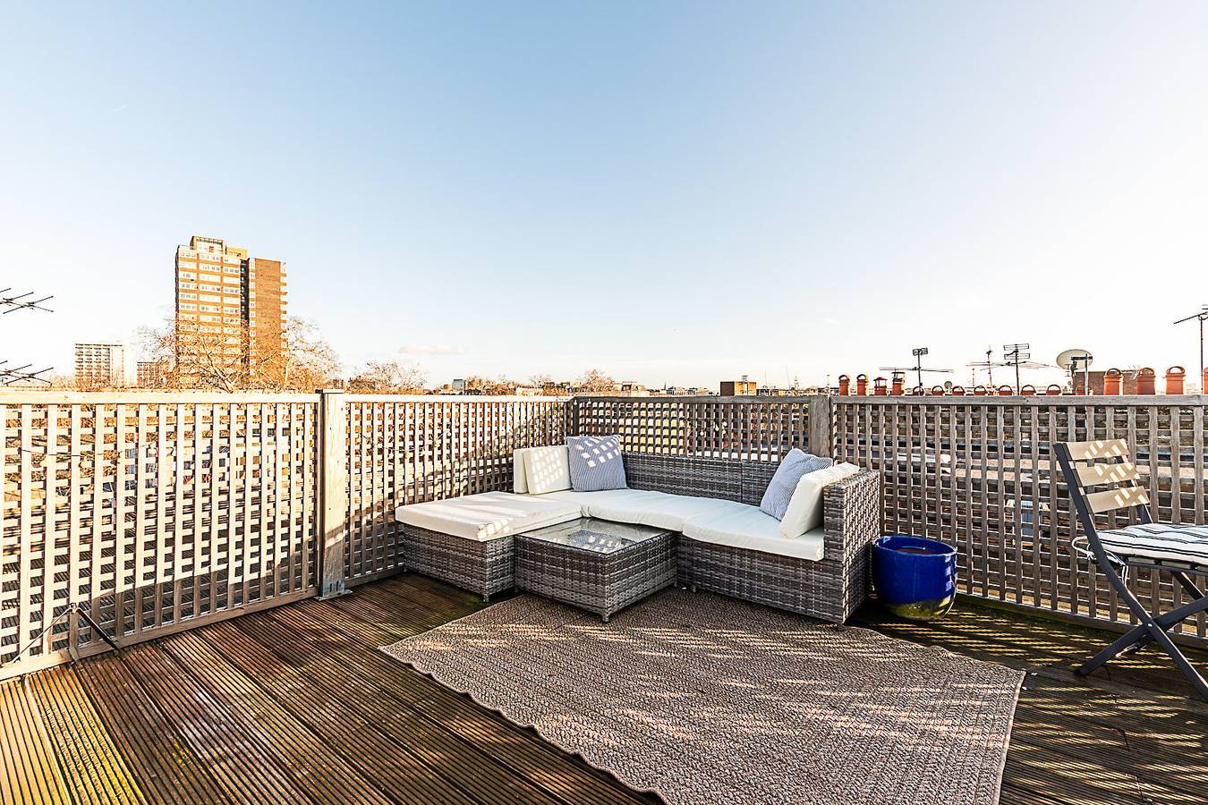Entire apartment, Stylish Notting Hill Apartment with Roof Terrace in London, South East England