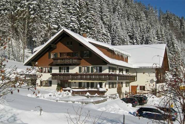 Bauernhaus für 5 Personen, mit Balkon und Whirlpool sowie Garten und Sauna in Bad Hindelang