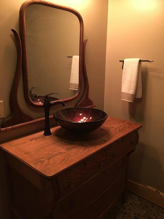 Downtown Main Street-2Br \"Bär\" in Blue Ridge Parkway, Blowing Rock