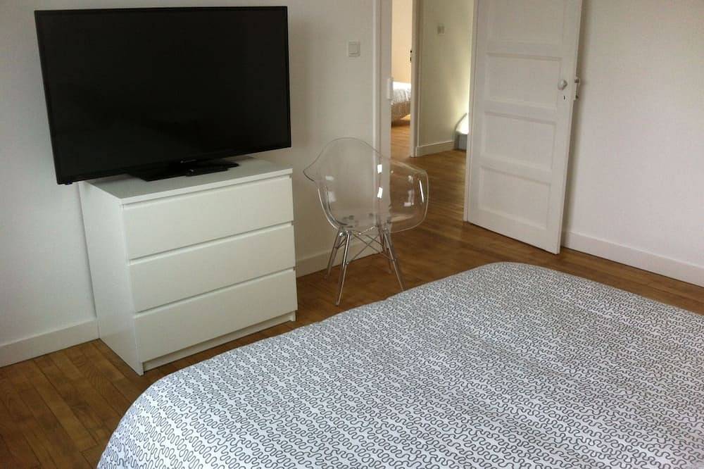 Villa de lujo con piscina / 380m2 / 30m de la playa in Brignogan-Plage, Región de Brest