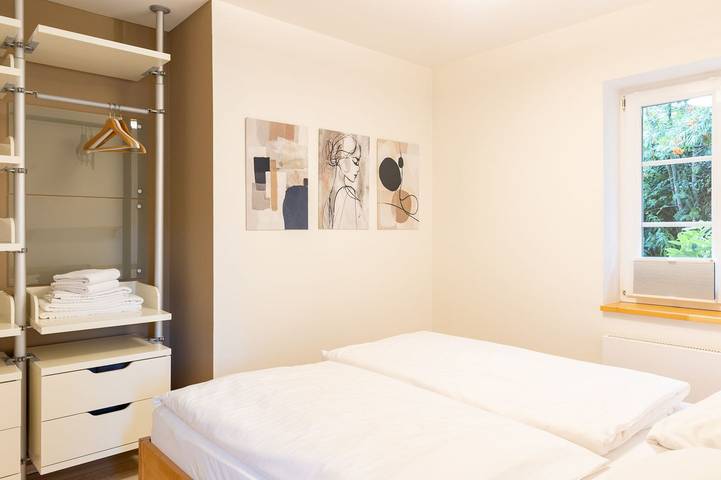 Ferienwohnung für 2 Personen, mit Terrasse und Garten sowie Sauna und Ausblick in Süddorf - 4