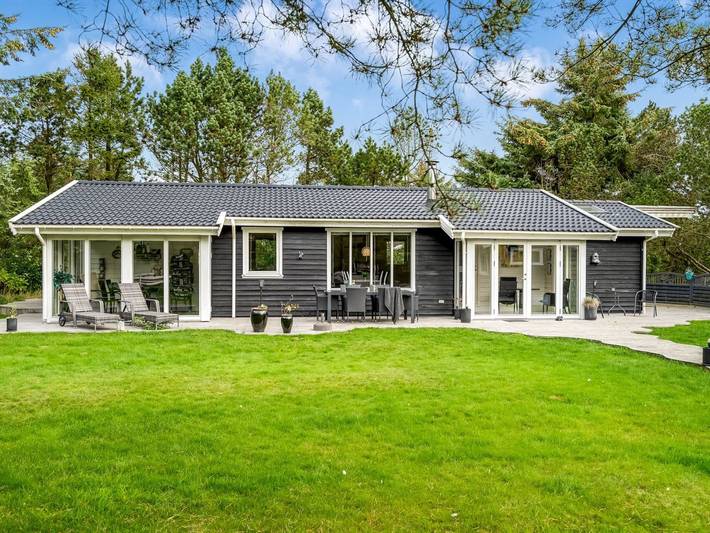 Ferienhaus für 5 Personen, mit Whirlpool und Terrasse in Grønhøj Strand