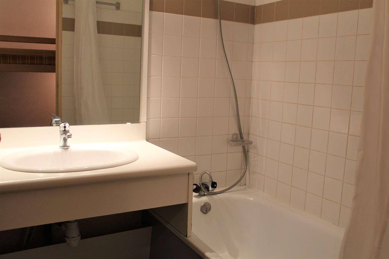 Studio entier, Résidence l'Eyssina - Studio coin montagne 4 personnes (665) in Vars, Région de Briançon