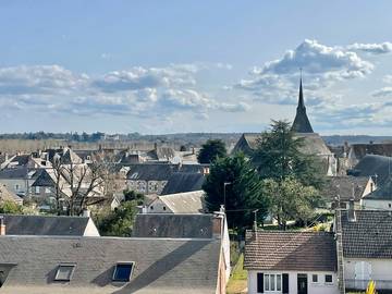 Gîte pour 8 personnes, avec balcon dans Veuzain-sur-Loire
