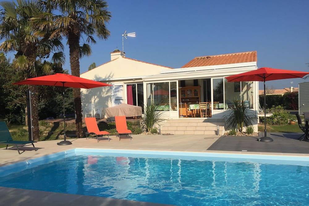 Belle villa 10 pers. grd confort près S. d'Olonne, piscine chauffée in Saint-Mathurin, Vallée de la Loire
