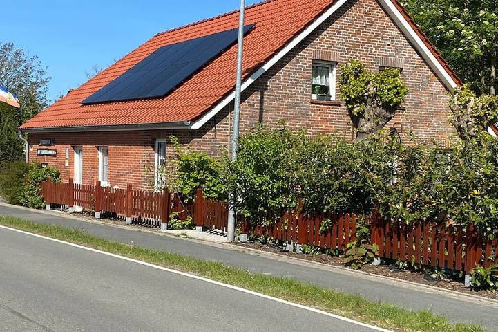 Ferienhaus für 9 Personen, mit Garten und Sauna sowie Terrasse